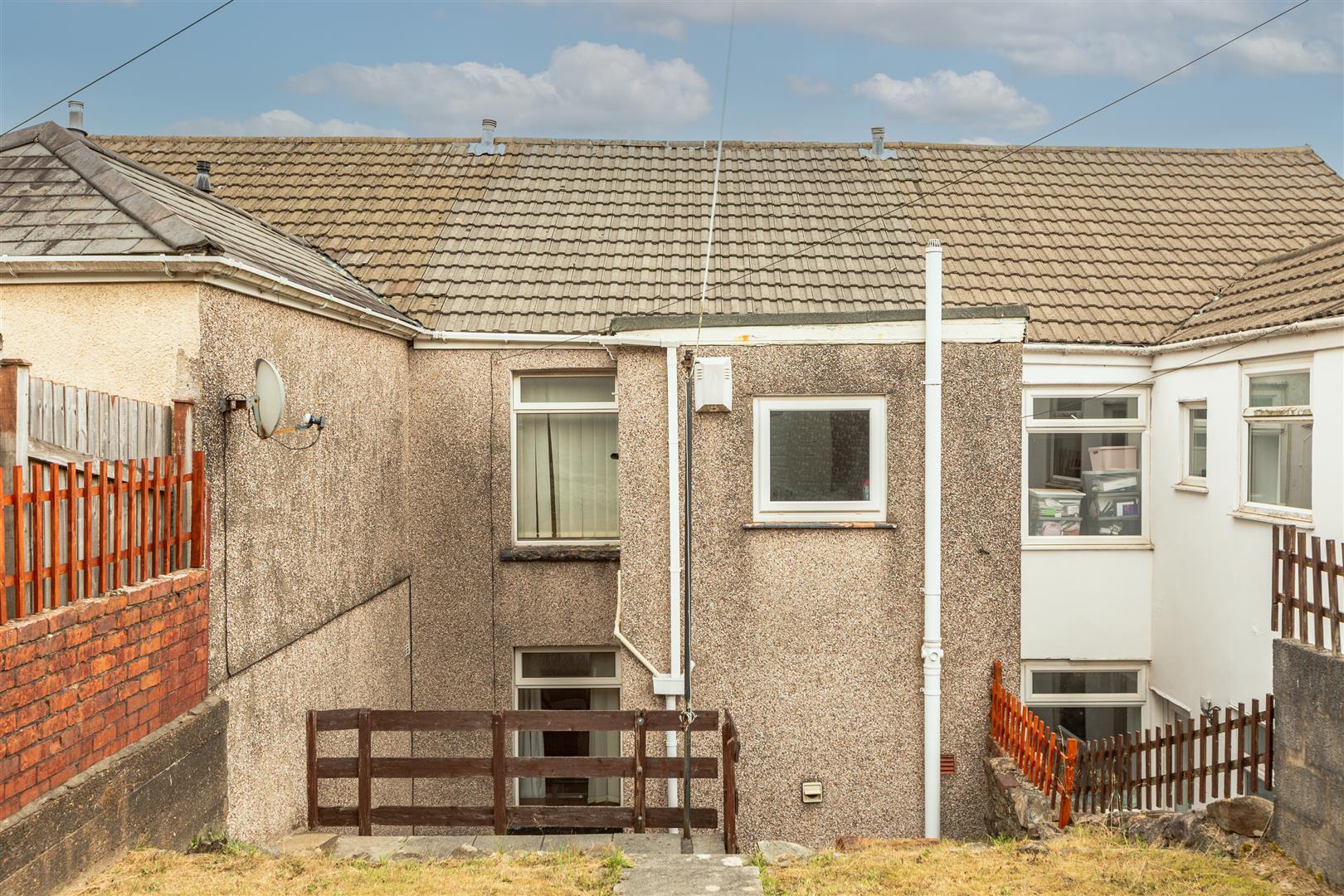 Pentregethin Road, Cwmbwrla, Swansea, SA5 8BA